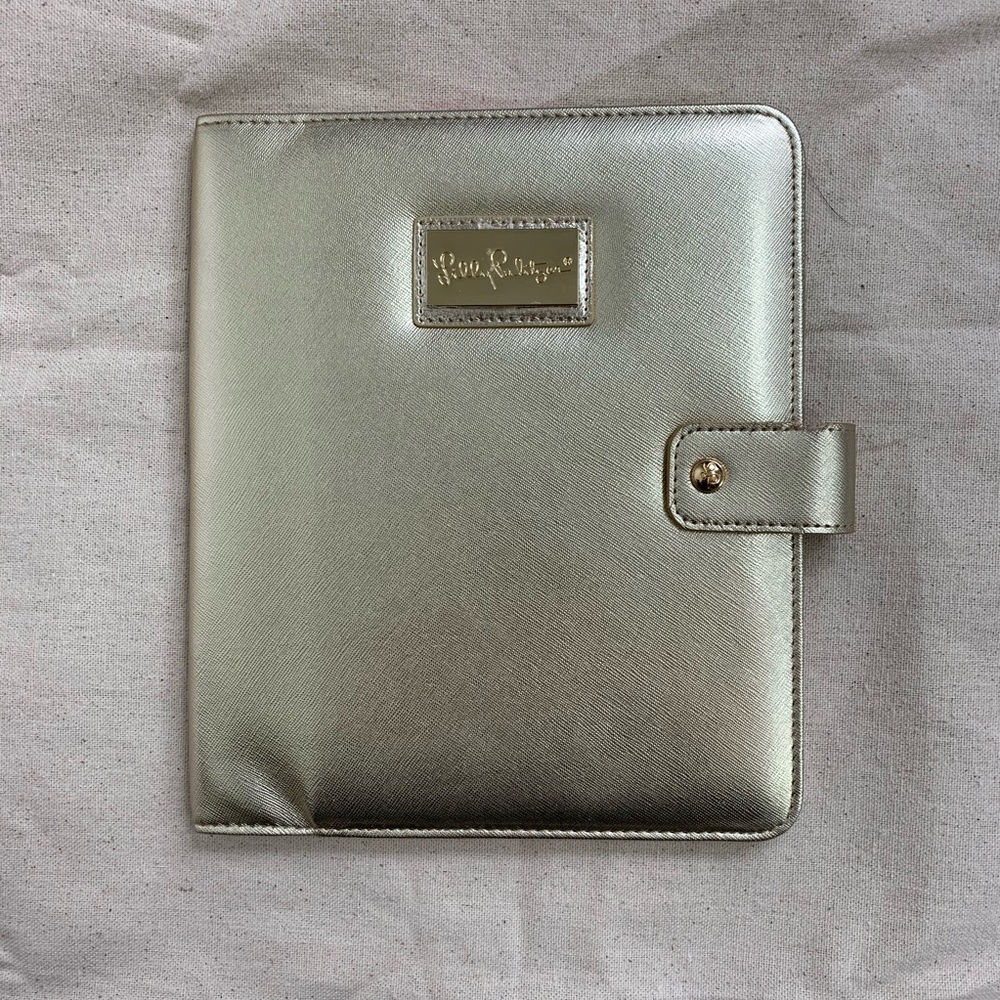 CLOSET CLOSING NWT Lilly Pulitzer Gold Agenda Case